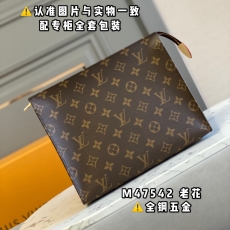 LV Clutch Bags